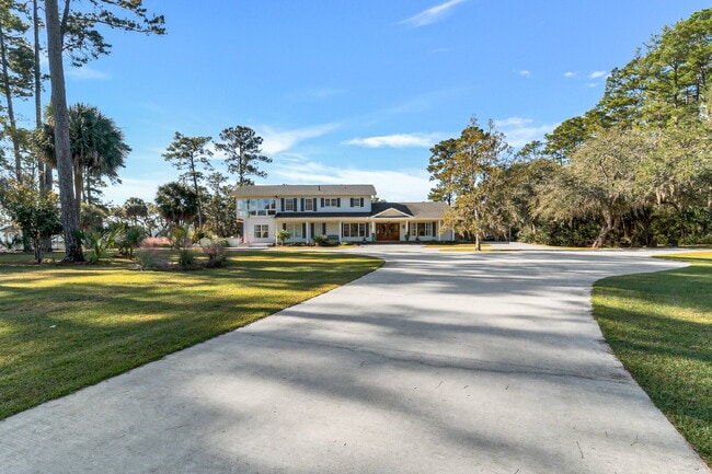 Private, Low Country Residence for Rent!