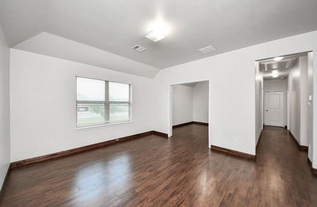 Building Photo - 17031 Iver Ironwood Trl