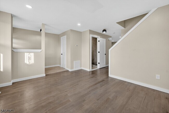 Photo - 414 15th Ave