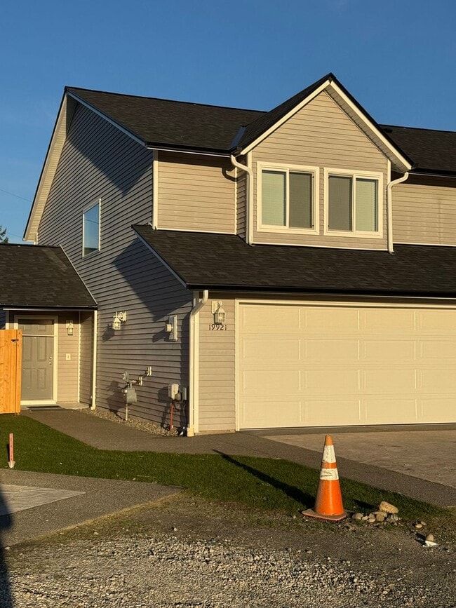 Photo - Charming 3-Bed Duplex with 2.5 Baths & 1600 Sq Ft - Prime Spanaway Location!