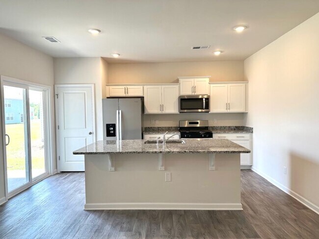 Photo - BRAND NEW HOME IN HOPKINS