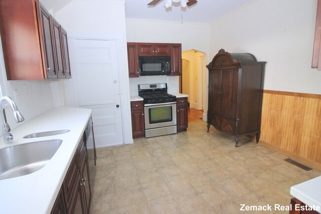 Photo - 202 Corey Rd Unidad 1 Rental