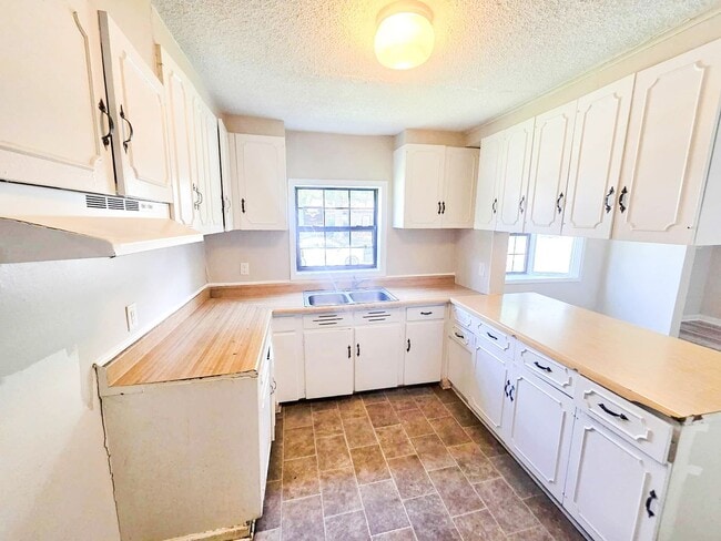 Photo - Charming 2 Bedroom Home in Gadsden!