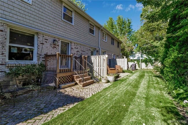 Photo - 666 W Ferry St