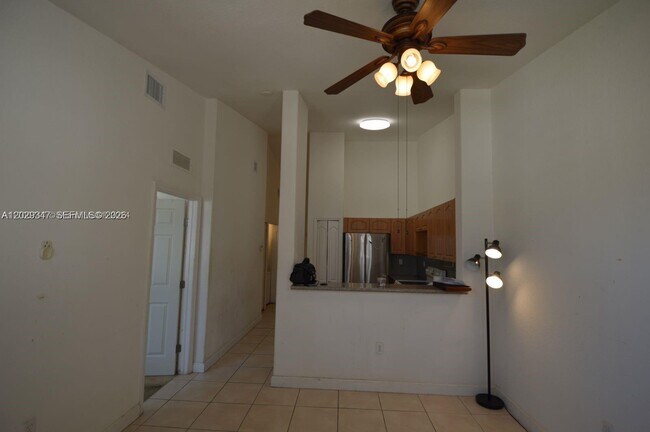 Photo - 1661 SE 29th Ct Unit 209