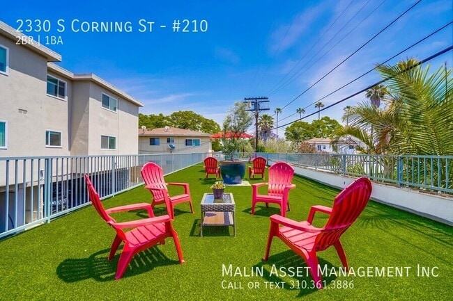 Photo - 2330 S Corning St