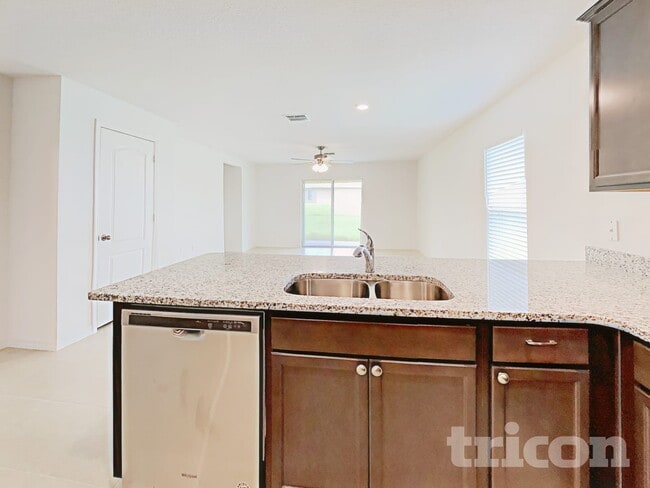 Photo - 1656 Luft Ln