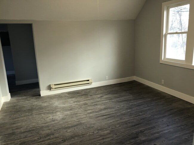 Photo - Emerson Unit Upper