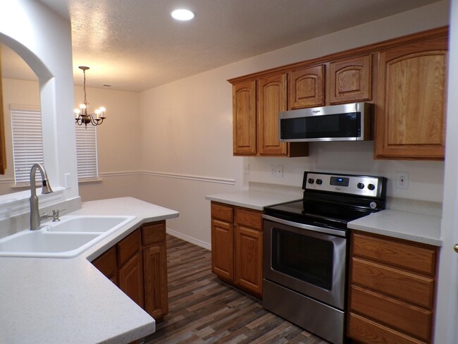 Photo - 1464 S Silver Maple Ct