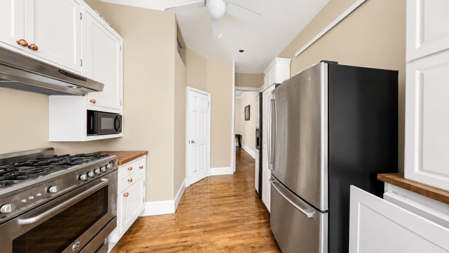 Photo - 1826 Ingleside Ter NW
