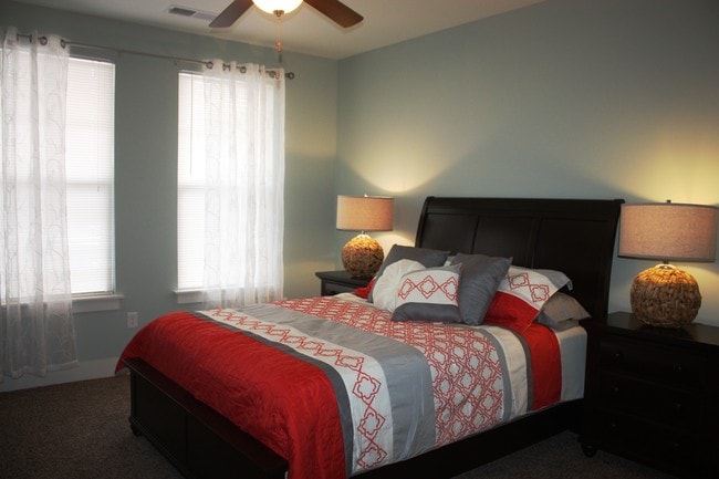 Spacious - The Lodge at Johns Road