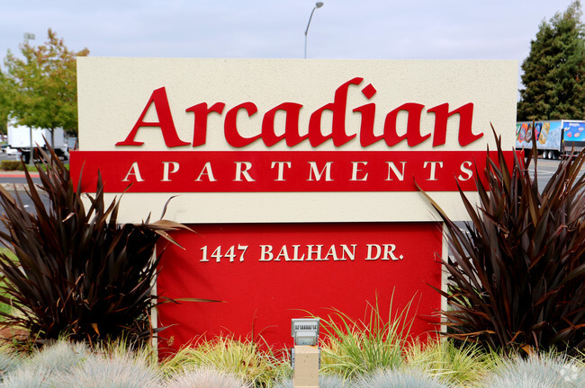 Building Photo - Arcadian Rental