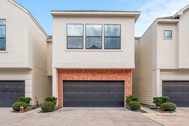 Building Photo - 3904 Tulane Oak Dr