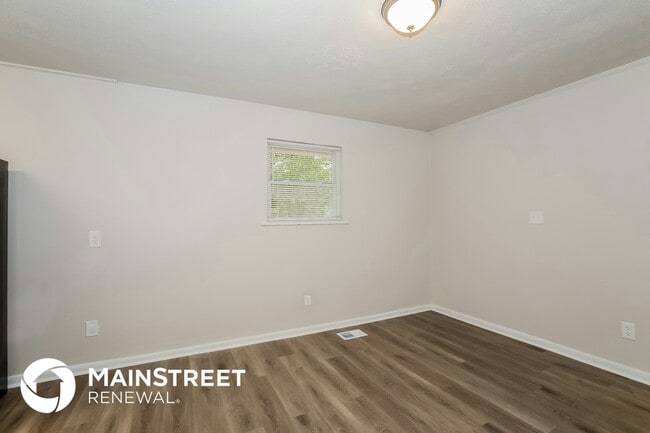 Photo - 424 Azalea Dr