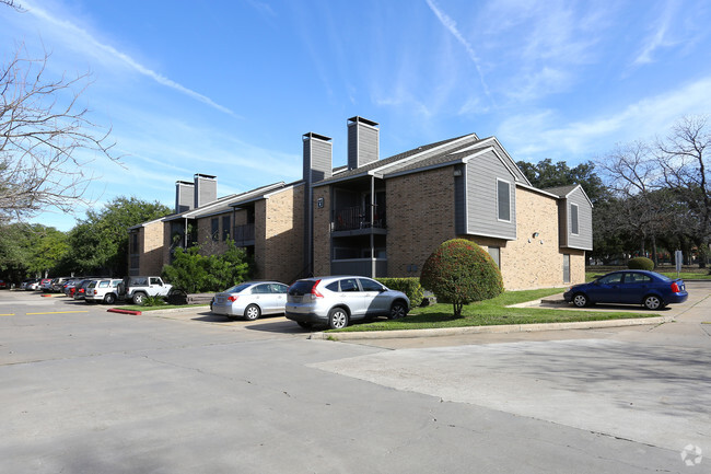 Building Photo - Sundance Rental