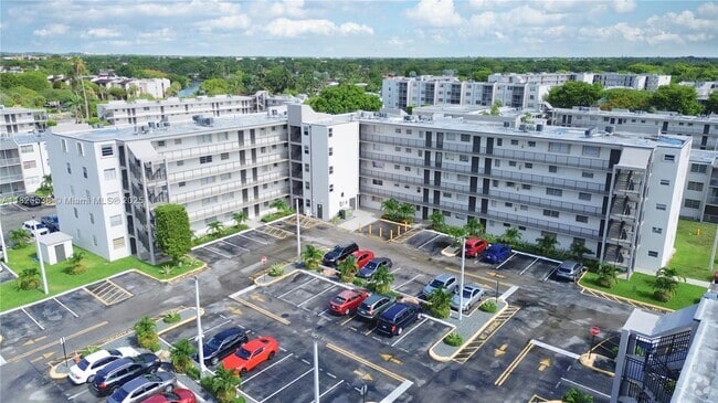 Building Photo - 14165 SW 87th St Unit D404 Rental