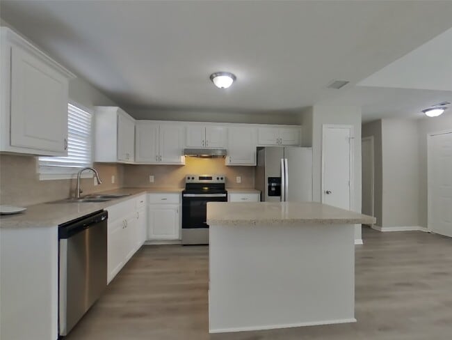 Photo - 16295 Hidden Deer Ln