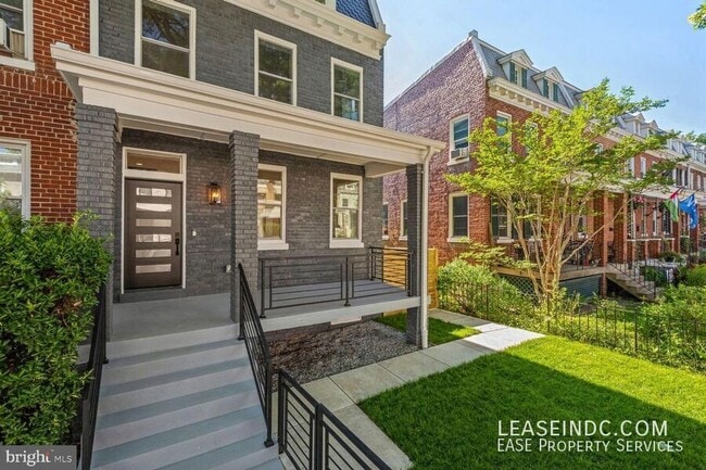 Photo - 4012 5th St NW