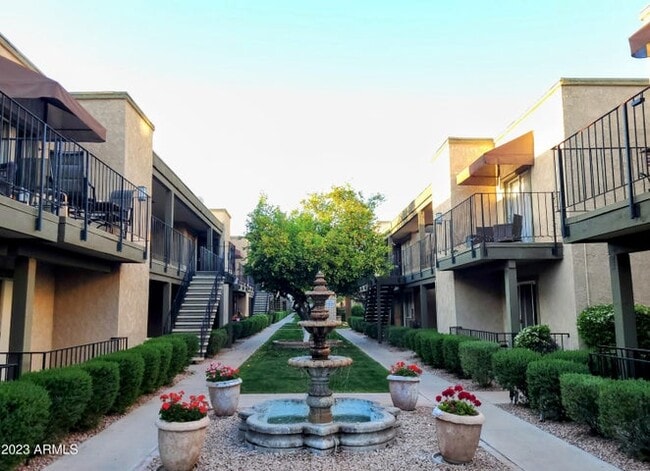 Photo - 2228 E Campbell Ave Condo Unit 201