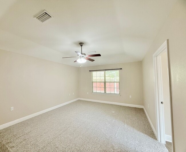 Photo - 3 Bed/2 Bath All-Brick Home