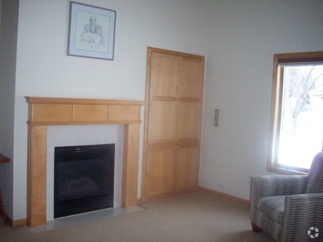 Living room area. - 5225 W Anita St Rental