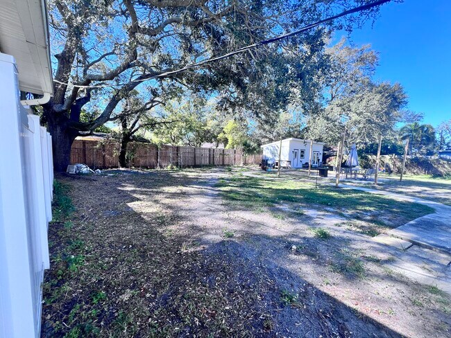 Photo - 4724 W Tambay Ave