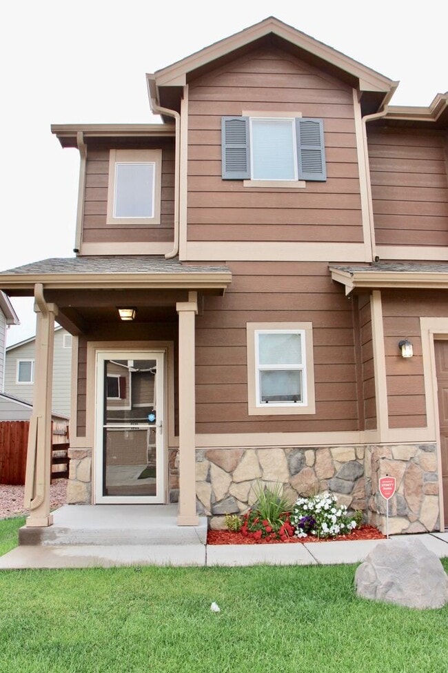 Photo - Well Cared For 3 bed/2.5 Bath Home in Security - Widefield