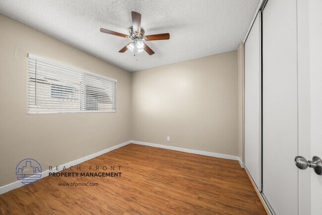 9320-9330 Elm Vista Dr.