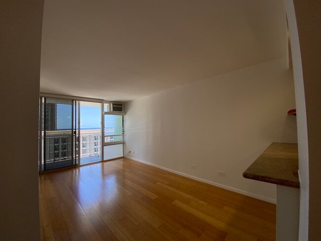 Photo - 1617 Kapiolani Blvd