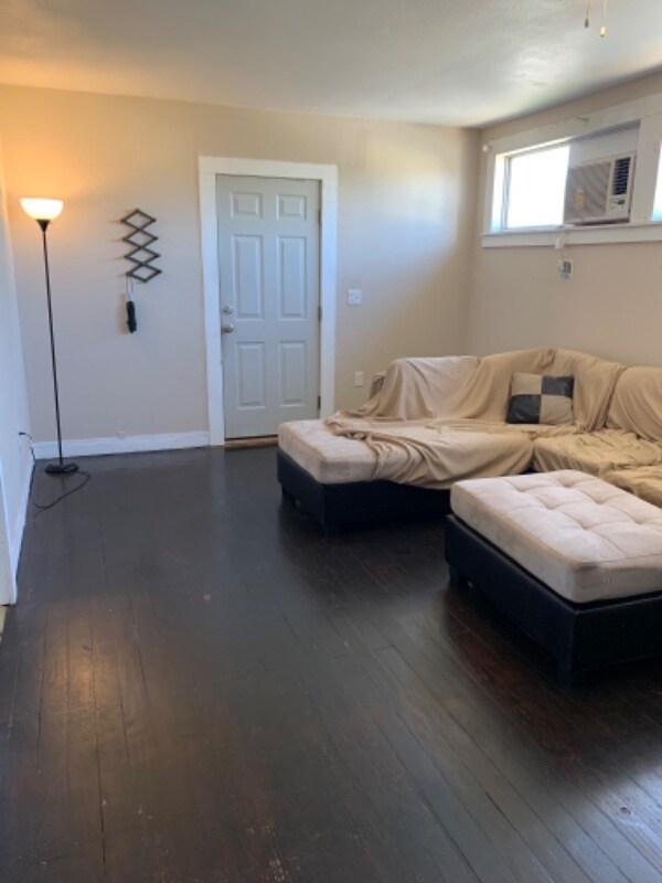 Photo - 821 Live Oak St Unidad B