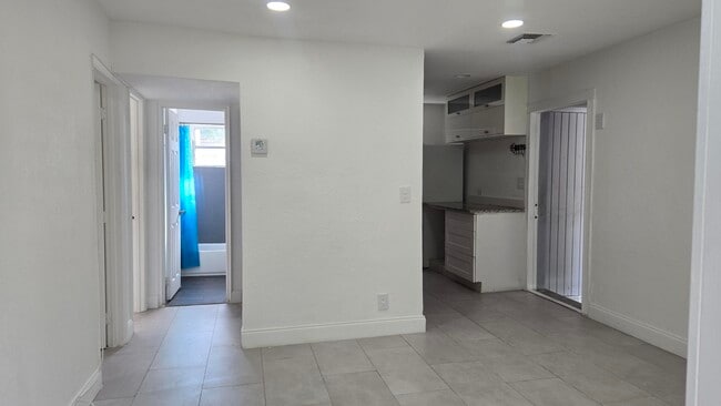 Photo - 1512 NE 28th St