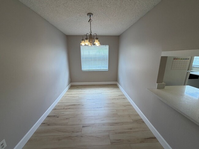 Photo - 4160 Pershing Pointe Pl