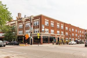 Building Photo - 4907 W Cuyler Ave Rental