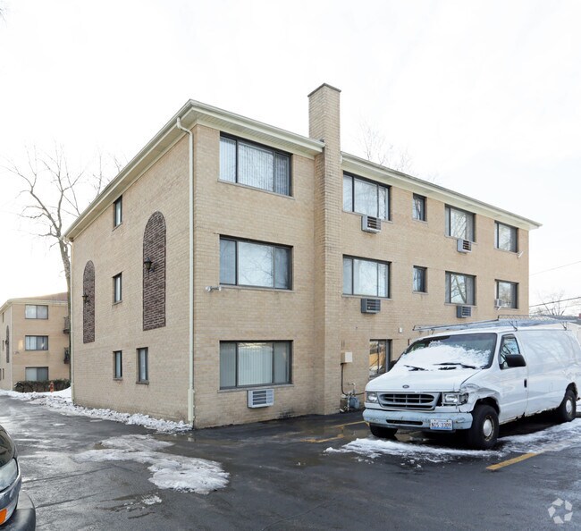 Photo - 1028 S York Rd