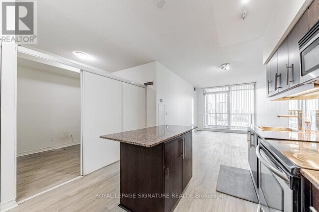 Photo - 2885 Bayview Ave Unit 602