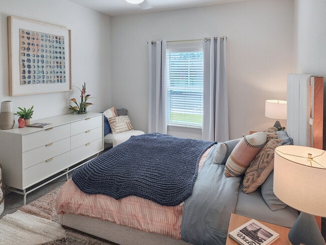 Photo - Flagler Crossing