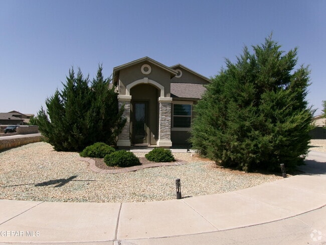 Building Photo - 6445 Villaggio Dr Rental