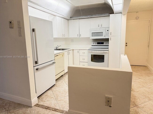 Photo - 4304 NW 9th Ave Unit 2-1C