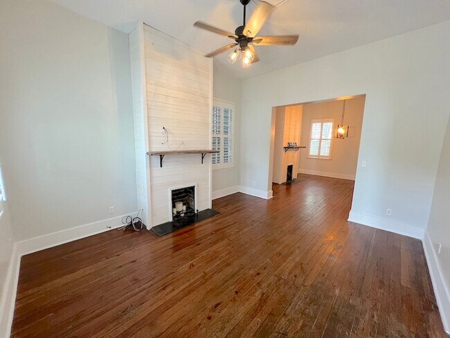 Photo - 2 BED | 2.5 BATH | DOWNTOWN LIVING | PRIVA...