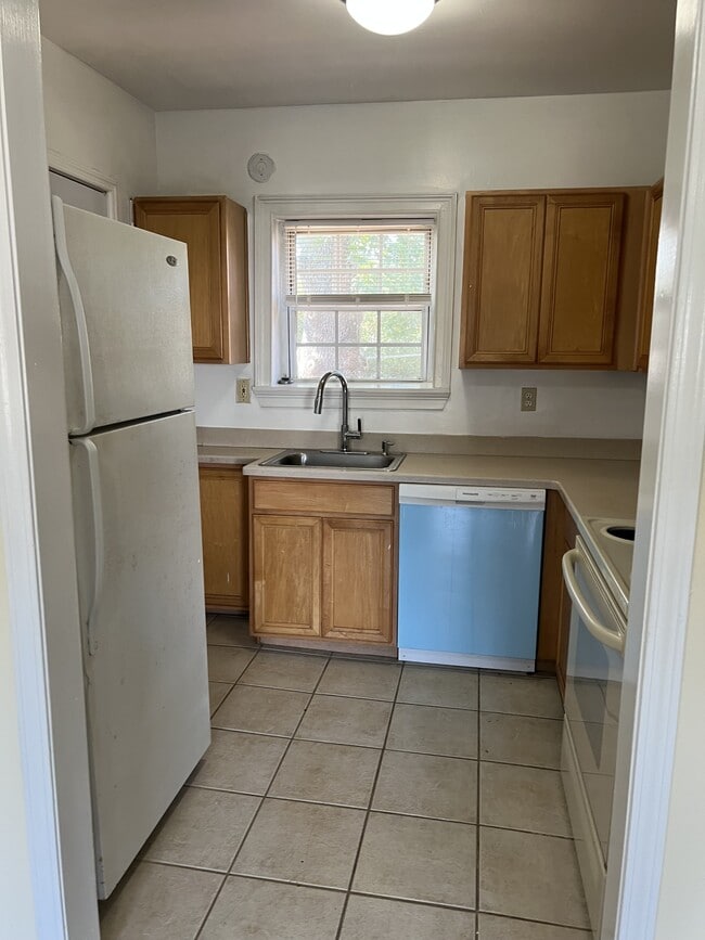Photo - 2367 Cascade Rd