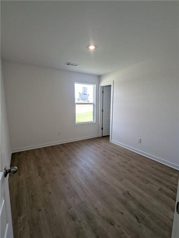 Photo - 1040 Rently St