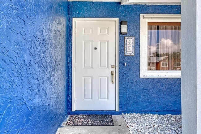 Photo - 2055 SE West Dunbrooke Cir