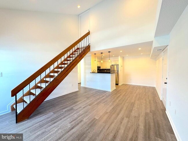 Building Photo - 6939 Mary Caroline Cir Unit I