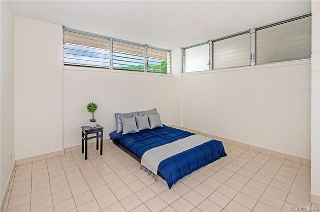 Photo - Hale O Kalani Towers - High rise building in Makiki 2 bedroom, 1 bath, 1 parking incl water and s... Unit 403
