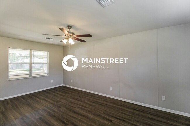 3 Bedroom Pet-Friendly Home in EULESS, TX with Main Street Renewal