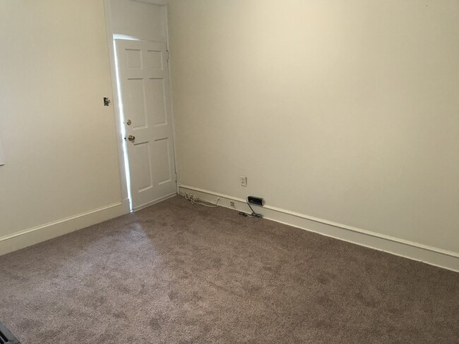 Photo - 1019 W Leigh St Unit Apt #1st Fl