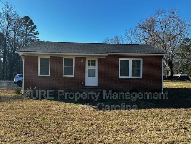 Building Photo - 357 Peach Orchard Rd