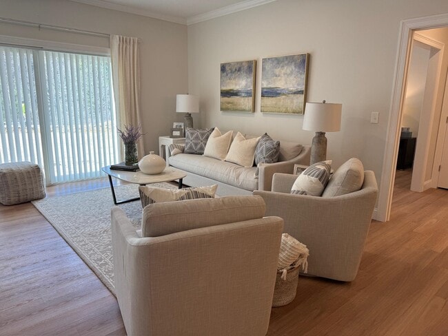 Photo - 74 Rockingham Rd Unit 108