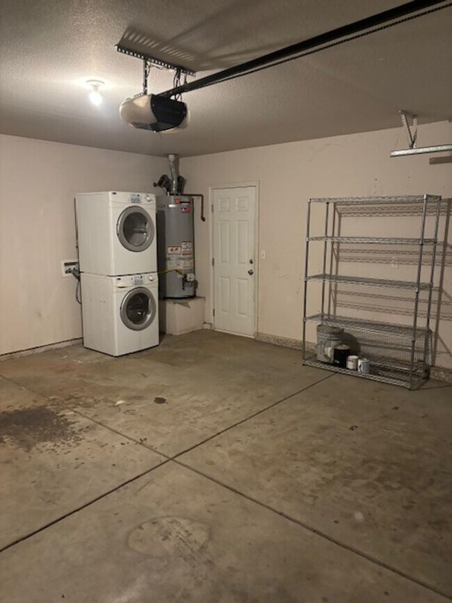 10 N Valley Ct