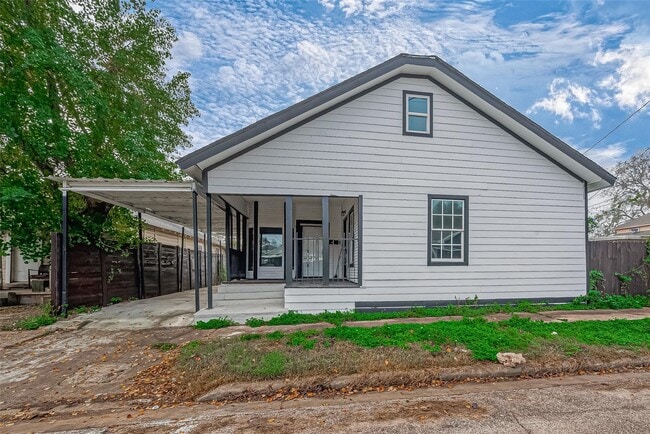 Photo - 7422 Avenue I